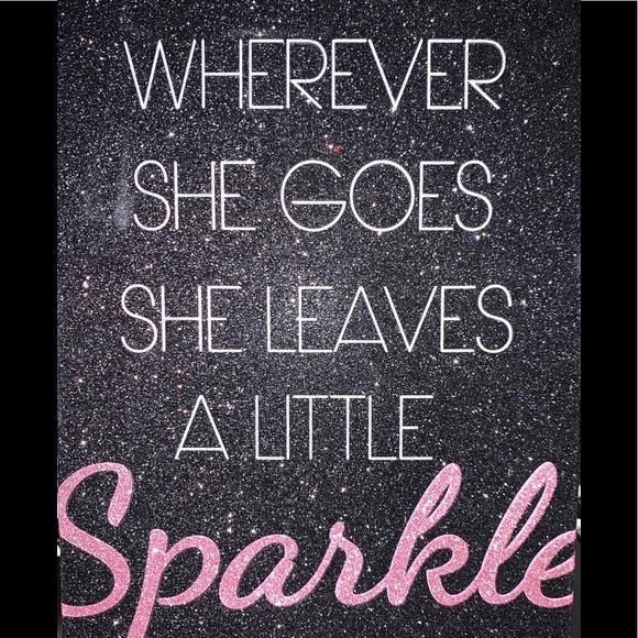 Meet your Posher, Andrea - Picture 2 of 3